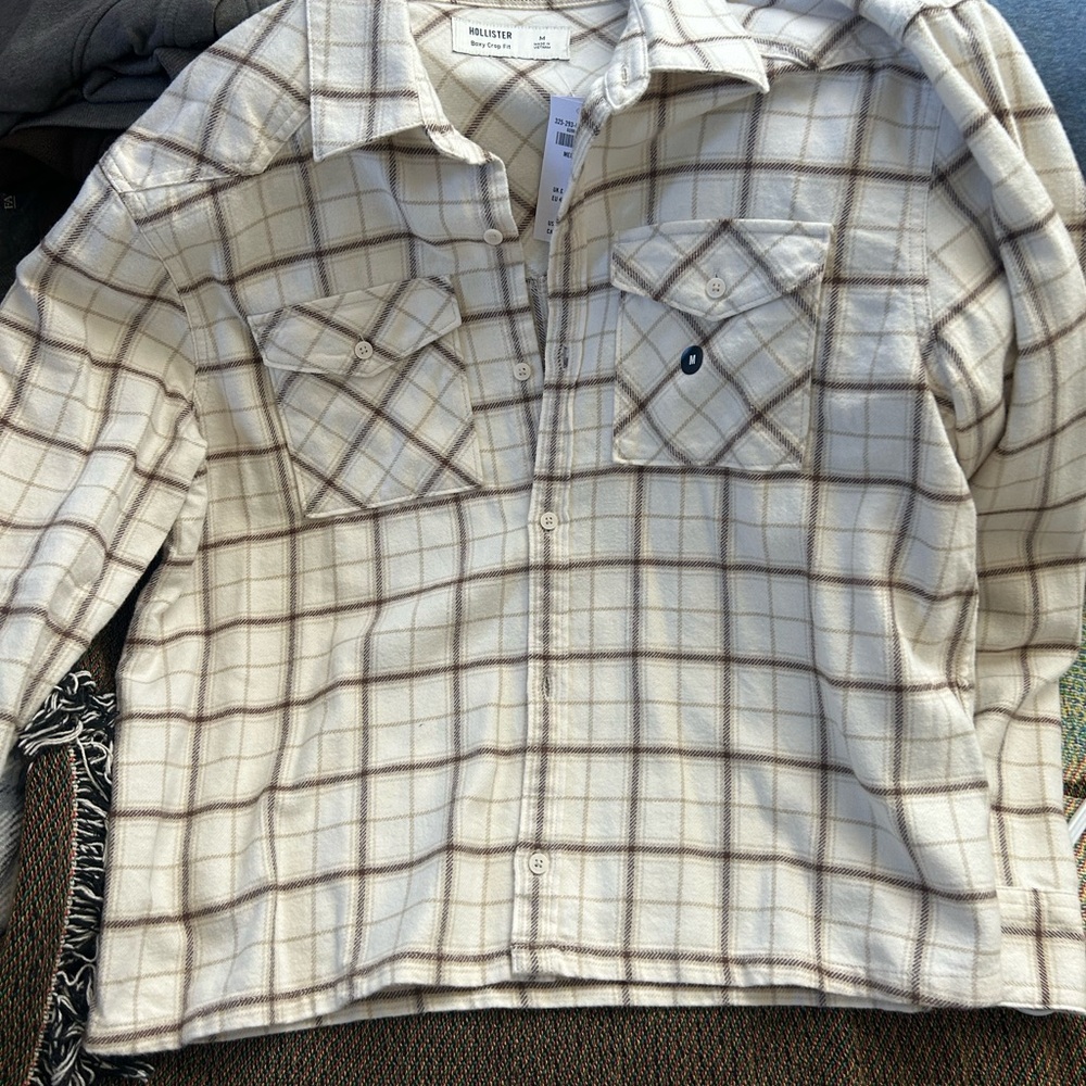 Hollister Men's Cream Plaid Shirt